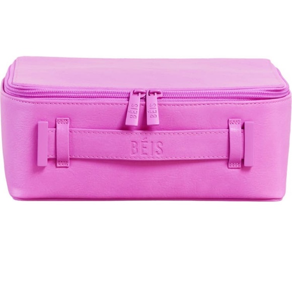 Beis Berry The Cosmetic Case NWT - Picture 2 of 4
